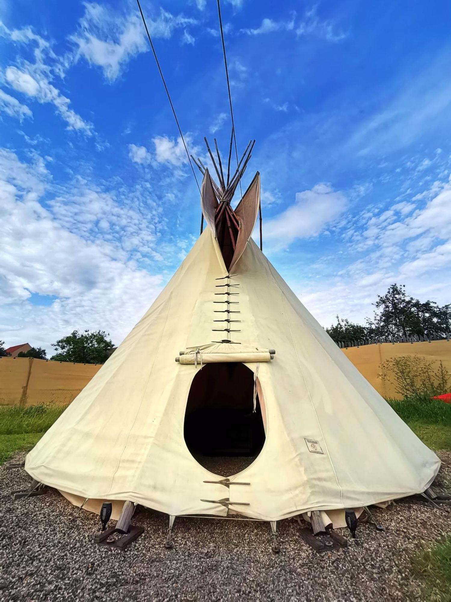 Teepee Camp Lounky Hotell Chodouny Exteriör bild