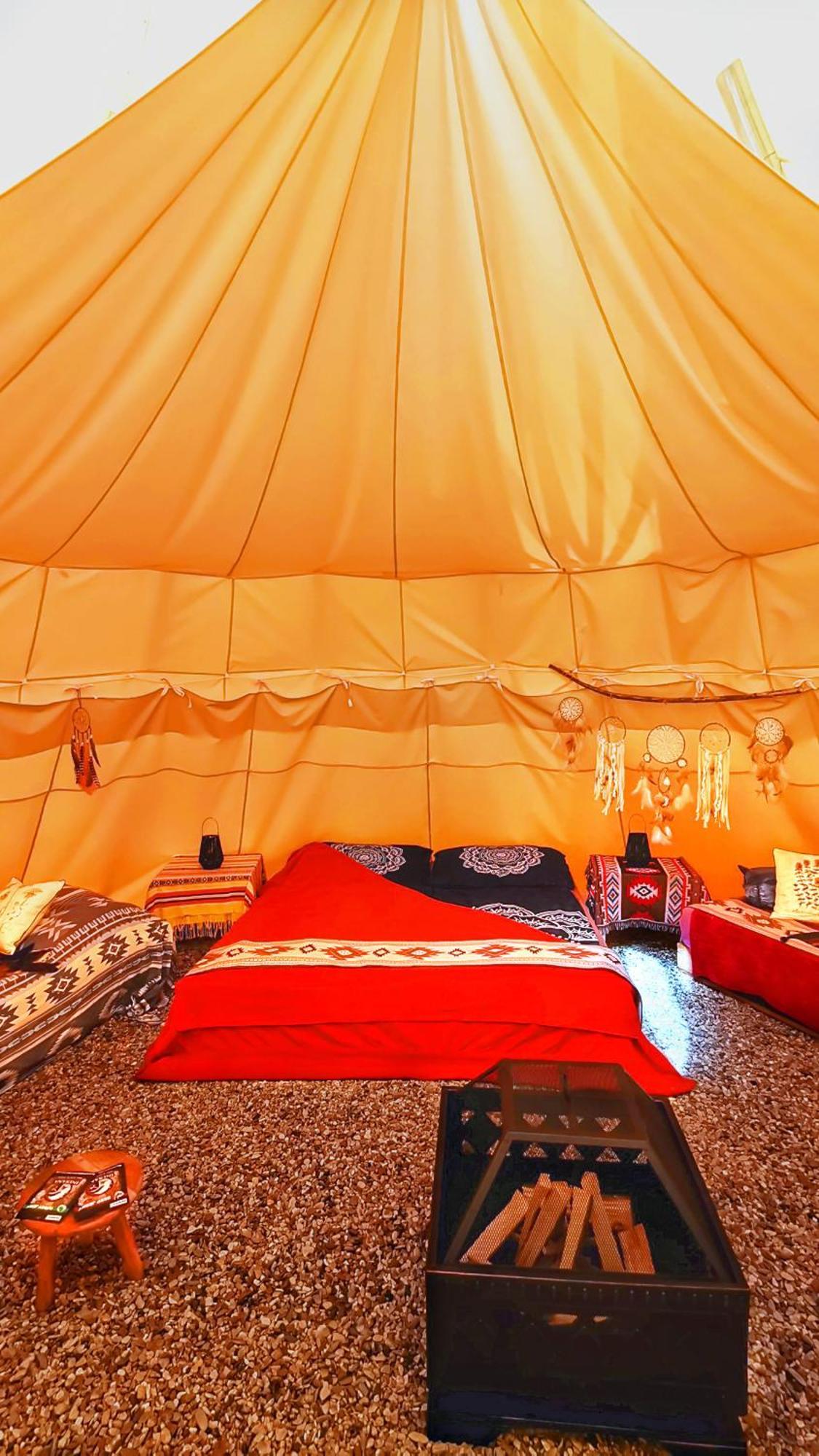 Teepee Camp Lounky Hotell Chodouny Exteriör bild